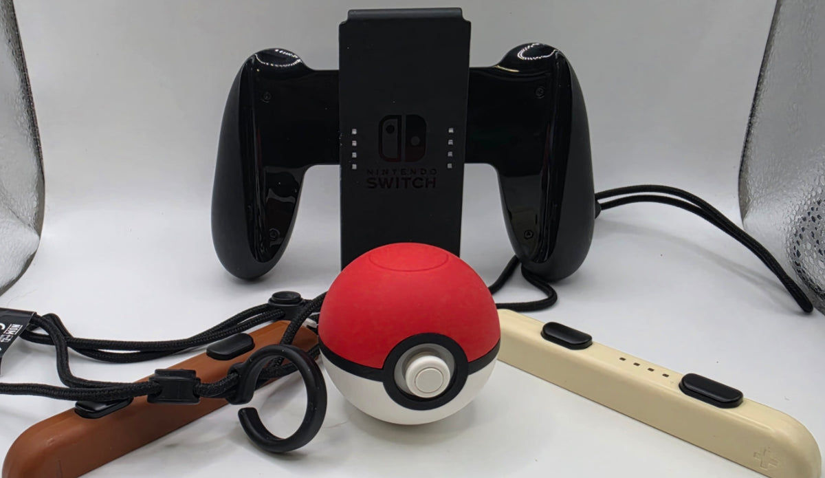 Nintendo Switch Pokémon Let’s Go Pikachu Limited Edition Console With Pokeball N