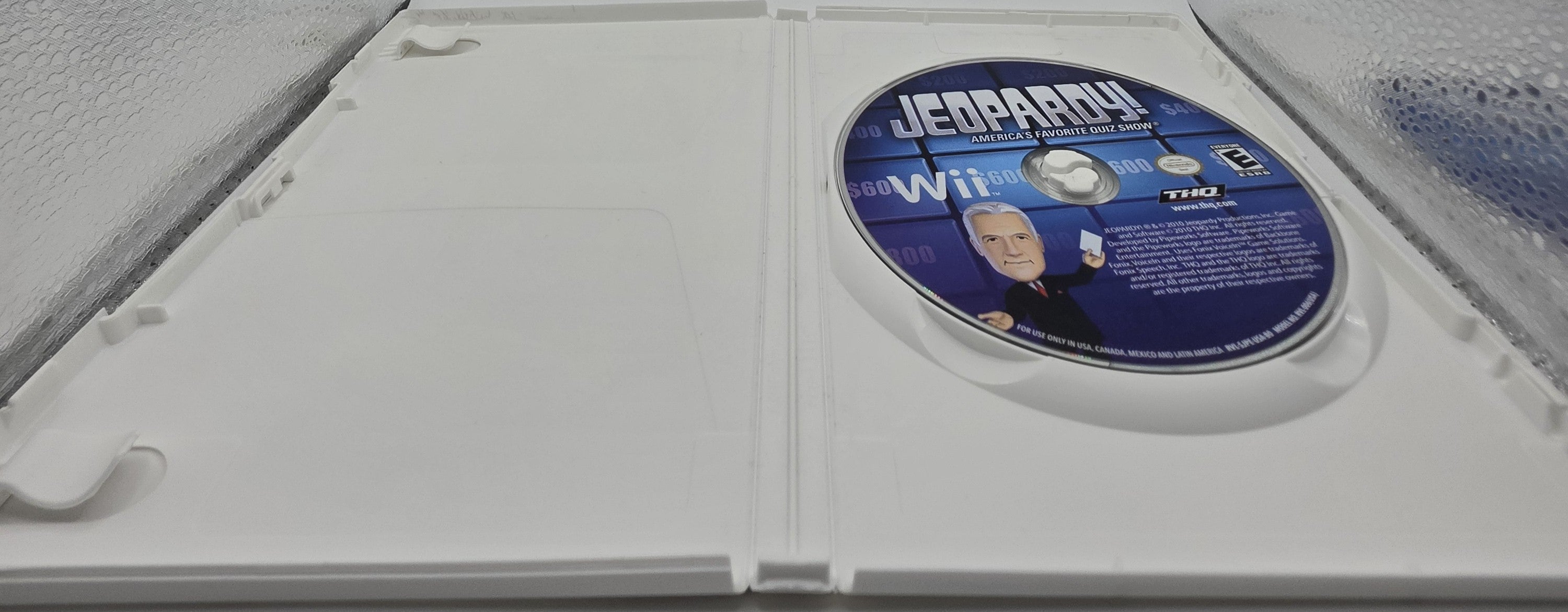 Jeopardy! Wii Quiz Show Trivia Box+Game
