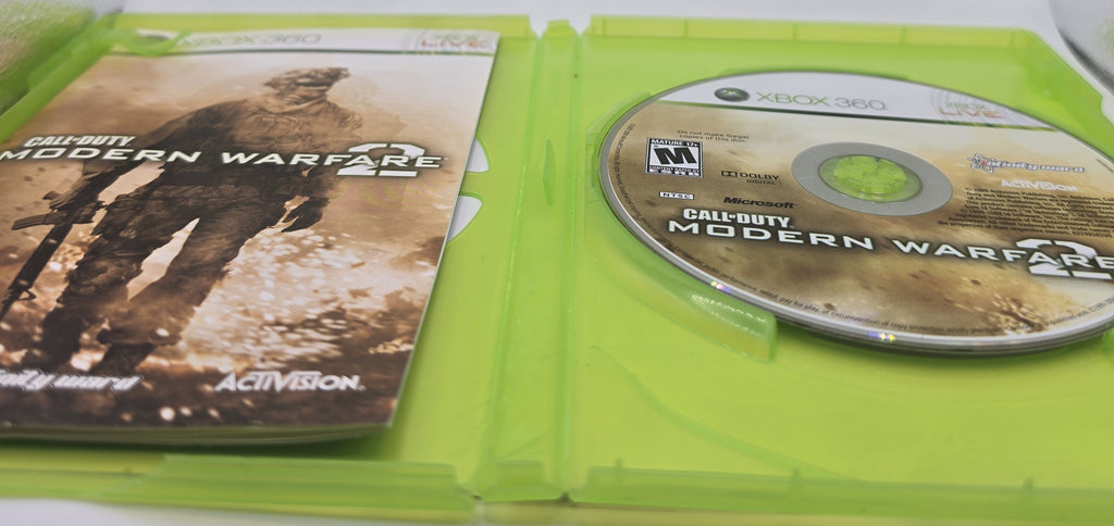 Call of Duty Modern Warfare 2 Xbox 360 CIB Complete Case Manual Disc