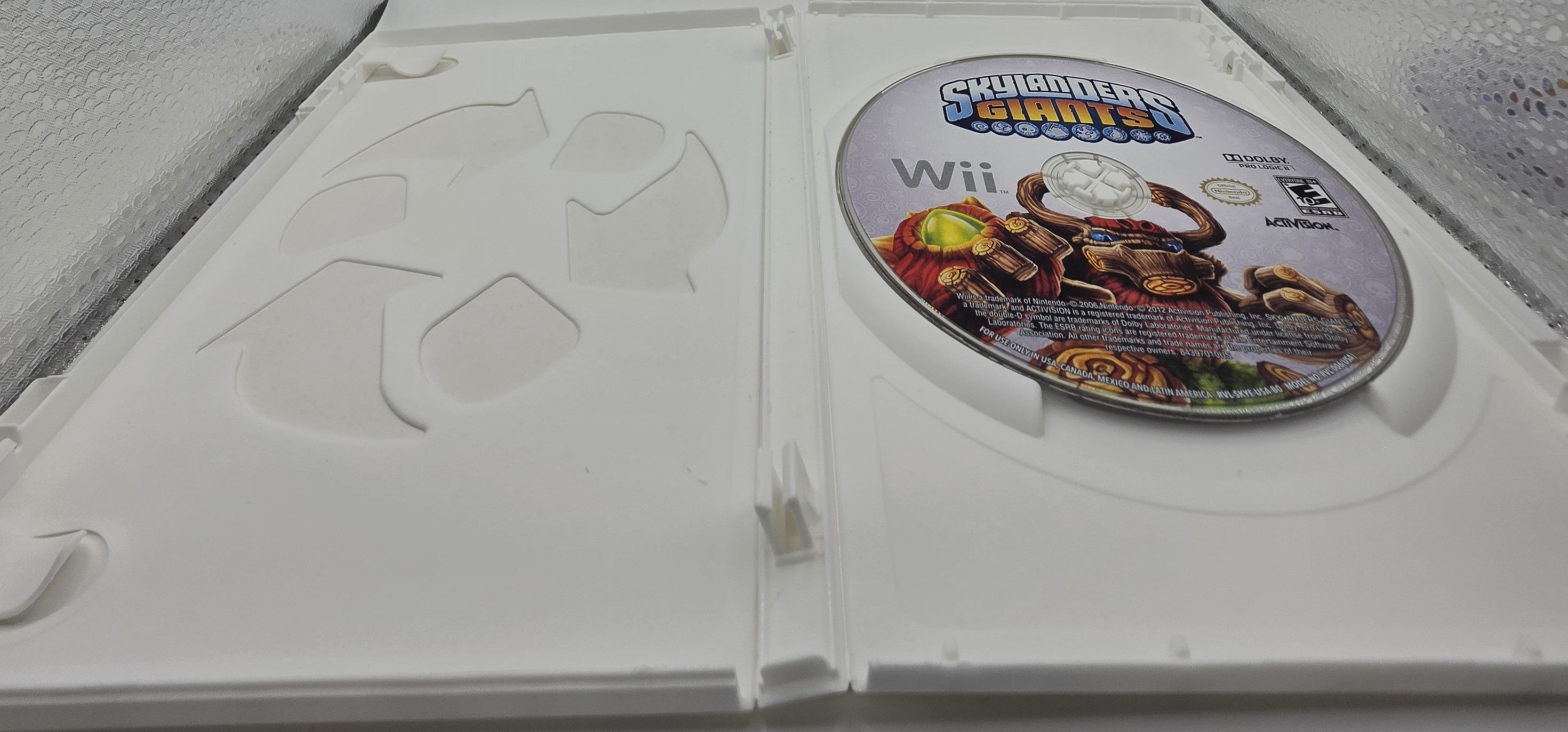 Skylanders Giants Wii Box + Game Activision