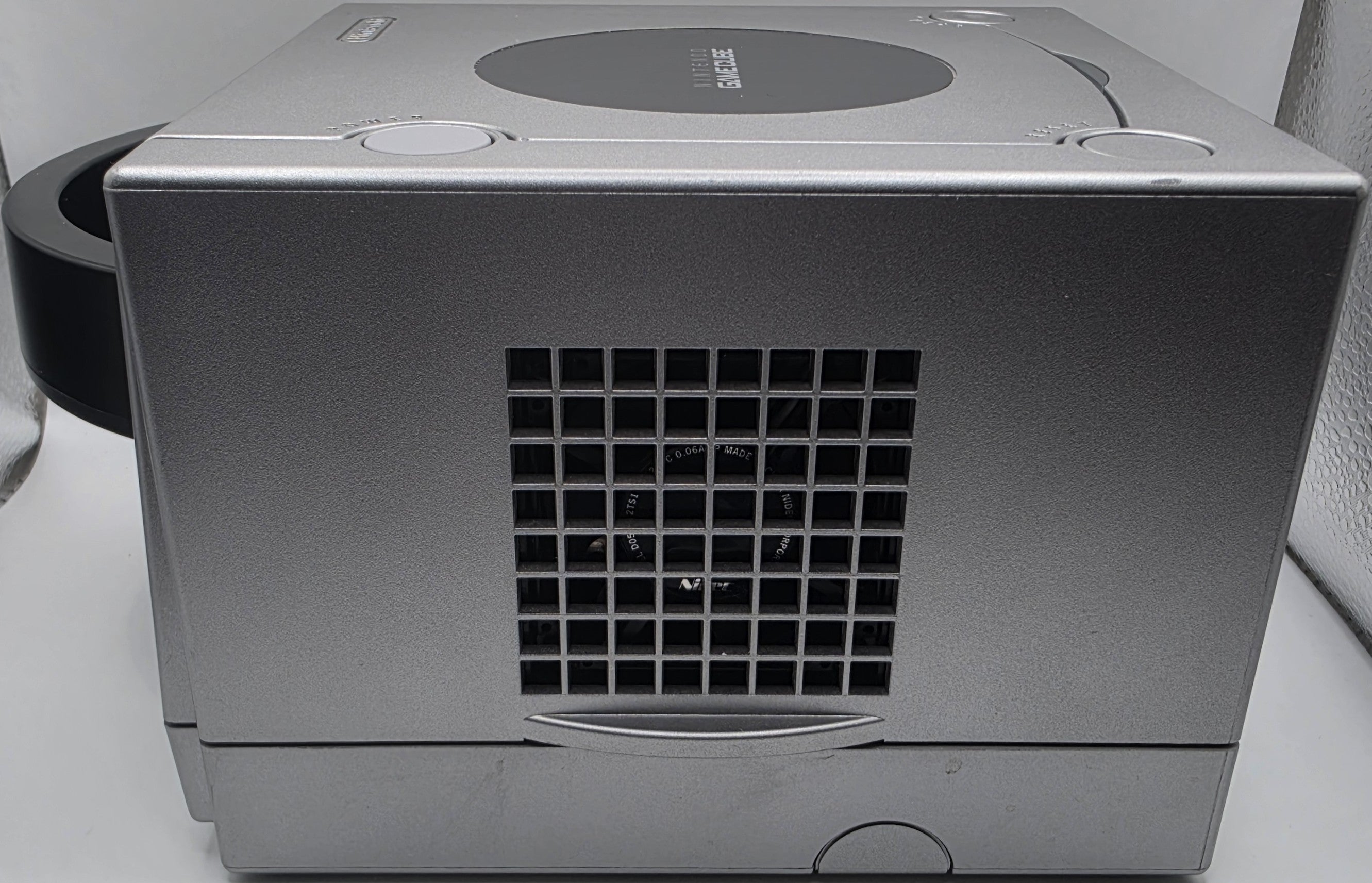 Nintendo GameCube Console Platinum W/ Power & AV- Recapped / Battery / LED Mod