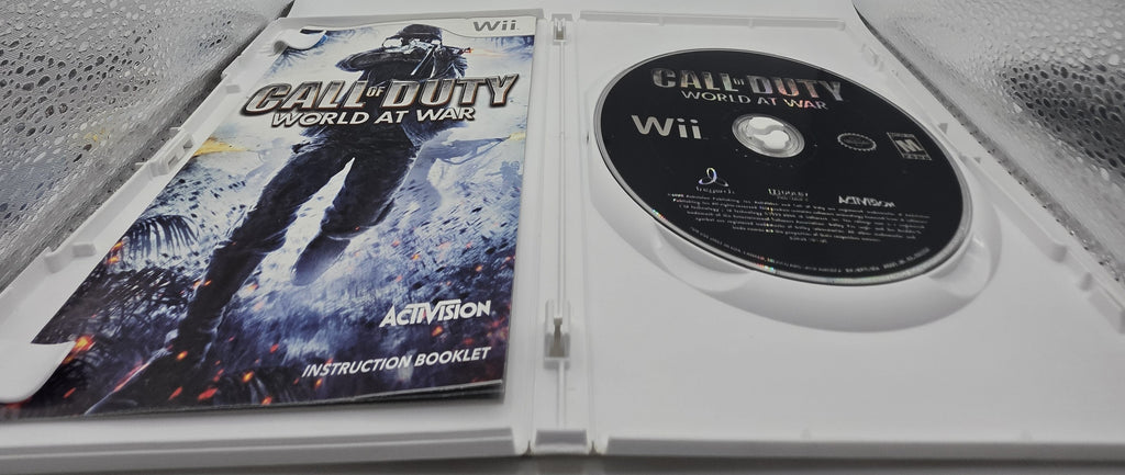 Call of Duty World at War Wii CIB Complete Case Manual Disc